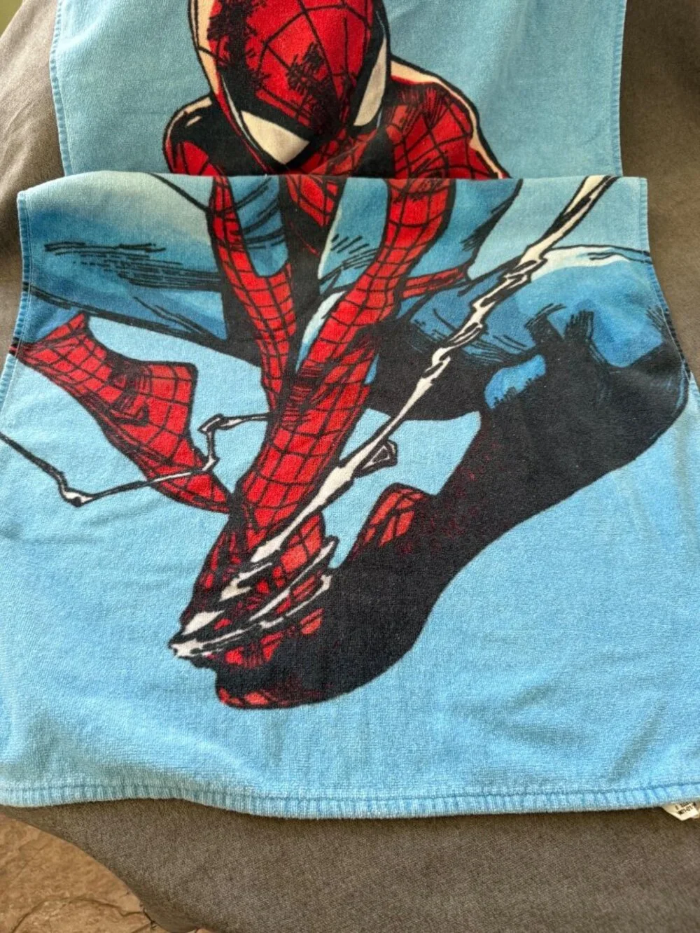 Marvel Spider-Man Cotton Beach Towel Red & Blue Web-Slinger Design 28